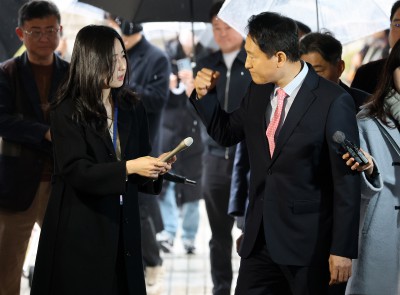 오세훈 서울시장, 주먹 '불끈'