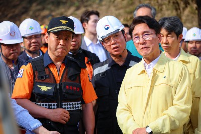 한화에어로스페이스 사고현장 찾은 김민석 총리
