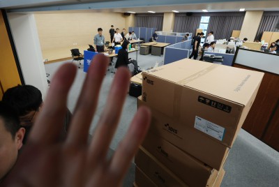 '투표지 부족' 검경 합수본, 선관위 압수수색
