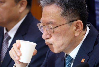 법사위 출석한 정성호 법무부 장관