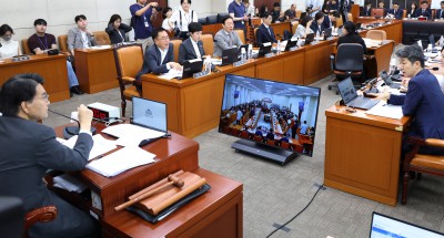 선관위 국조특위, '재검표 일정' 두고 여야 충돌
