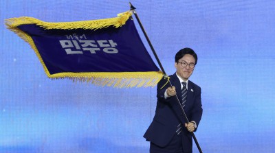 민주당 새 대표에 김민석 "李정부 성공 위해 뛰겠다"