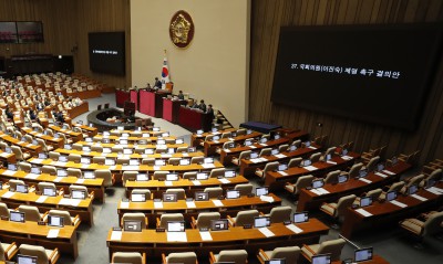 '5·18 폄훼 논란' 이진숙 제명 촉구 결의안 국회 본회의 통화