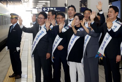더불어민주당, 용산역 추석 귀성 인사